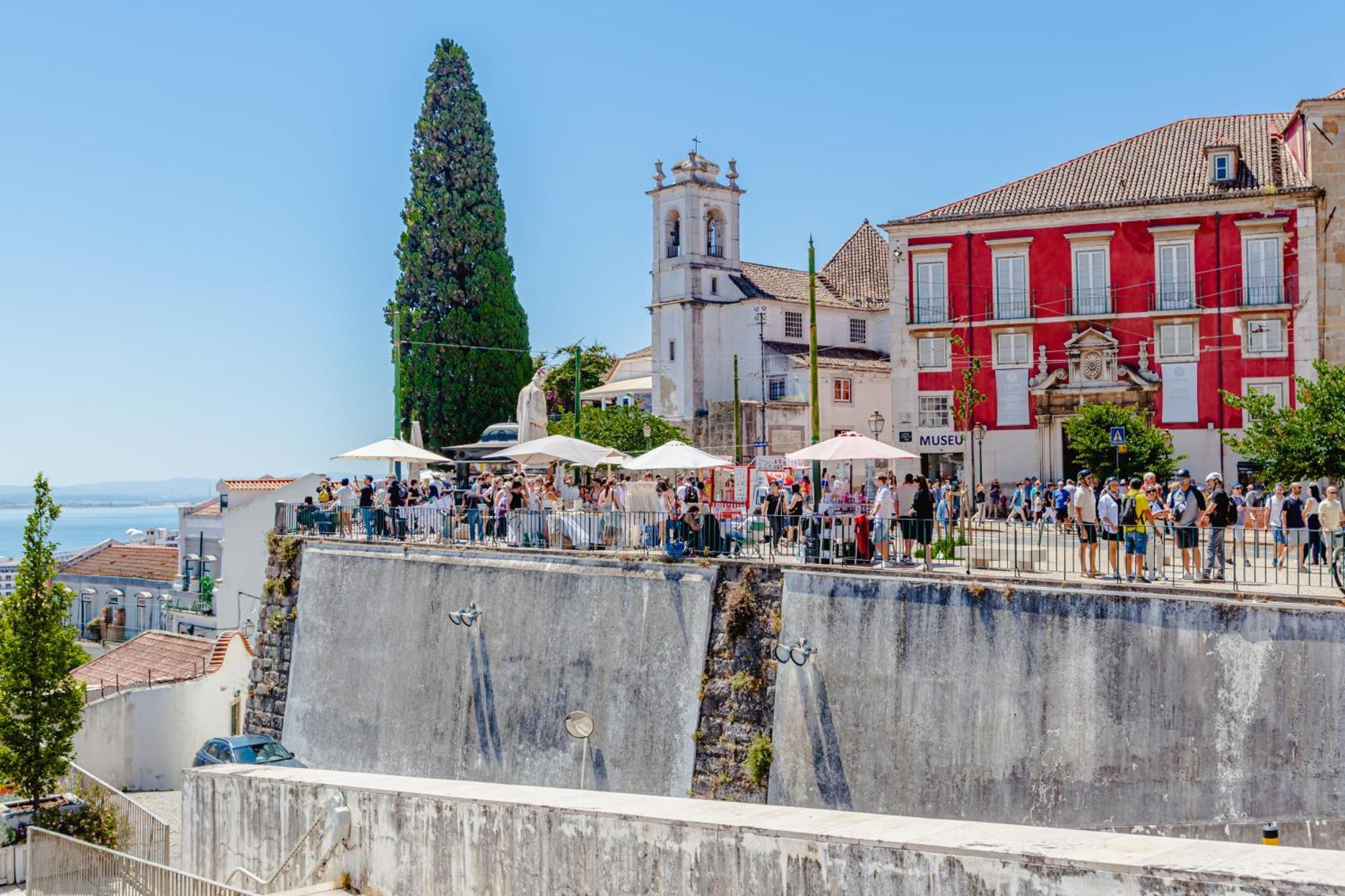 Апартаменты Visitlisbon4Fun: Alfama II Экстерьер фото